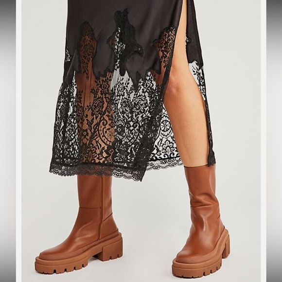 Equitare Black Leather Boots - Picture 1 of 12